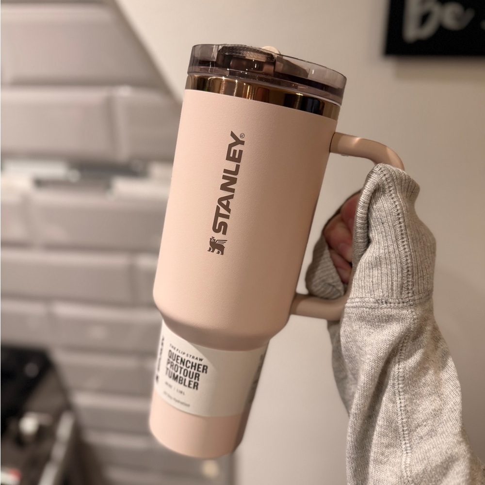 Stanley Quencher ProTour 40oz / 1.18L Flip Straw Lid | Antique Pink | NEW